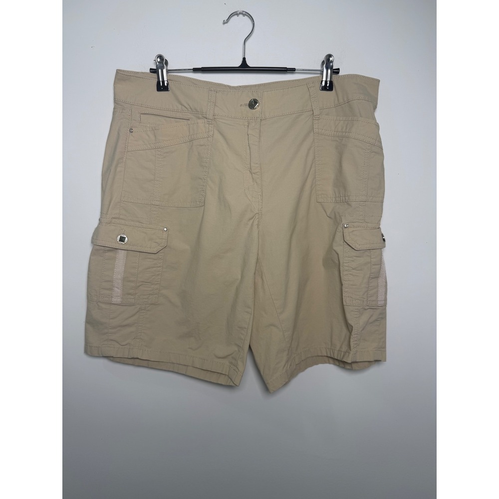 White House Black Market cargo shorts off white Size 12 Gorpcore Camping Hiking